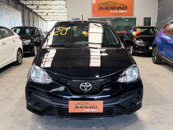 TOYOTA ETIOS 1.3 X 16V FLEX 4P AUTOMÁTICO TOYOTA ETIOS 1.3 X 16V FLEX 4P AUTOMÁTICO
